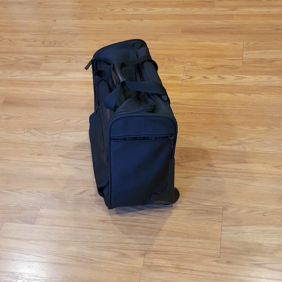 Tumi Black Rolling Travel Bag - Picture 13 of 14